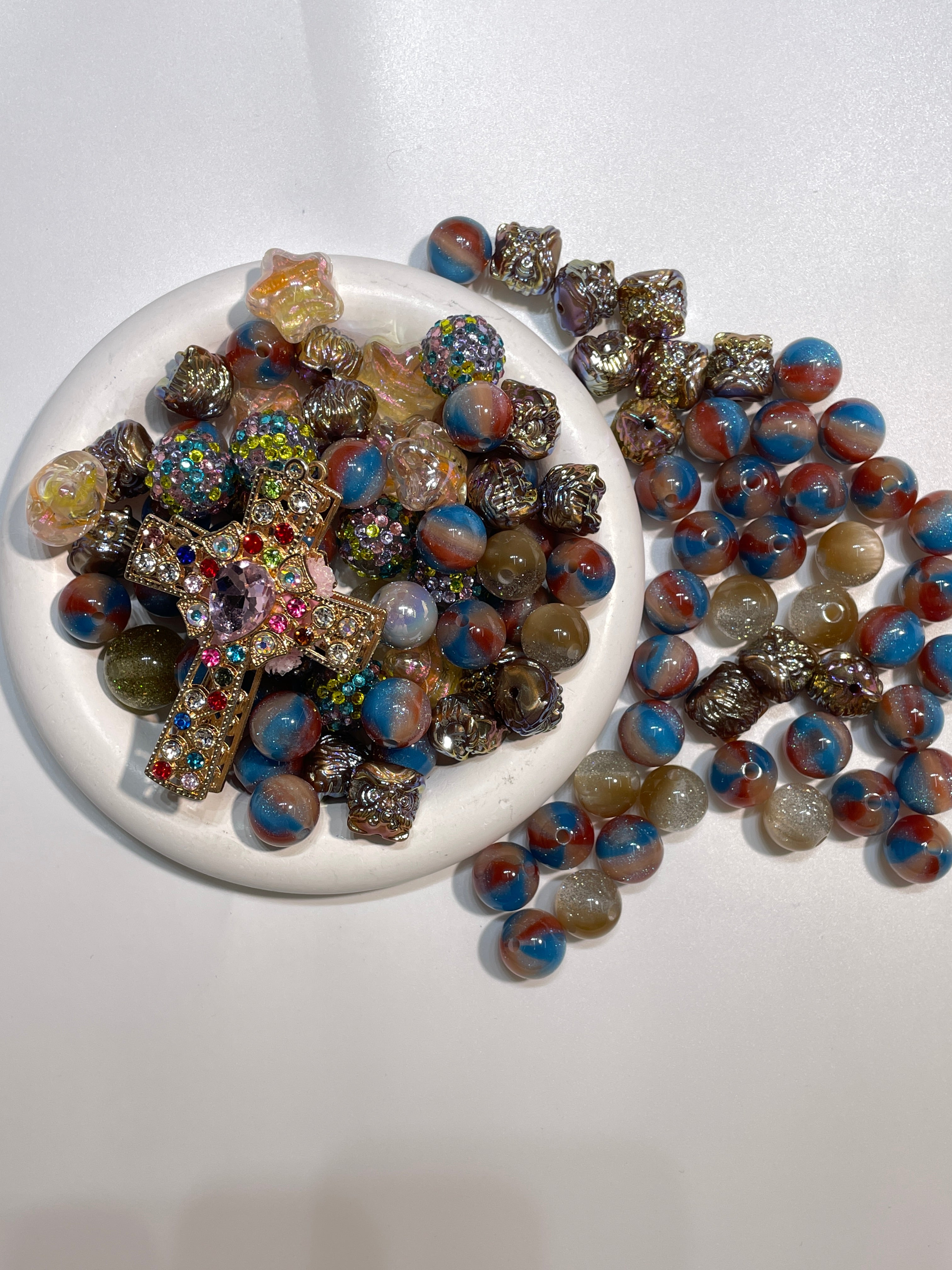 DIY Beads with Metal Coating for Craft Projects Adds Creativity and Versatile Use Ideal for Personalized Touch in Crafts