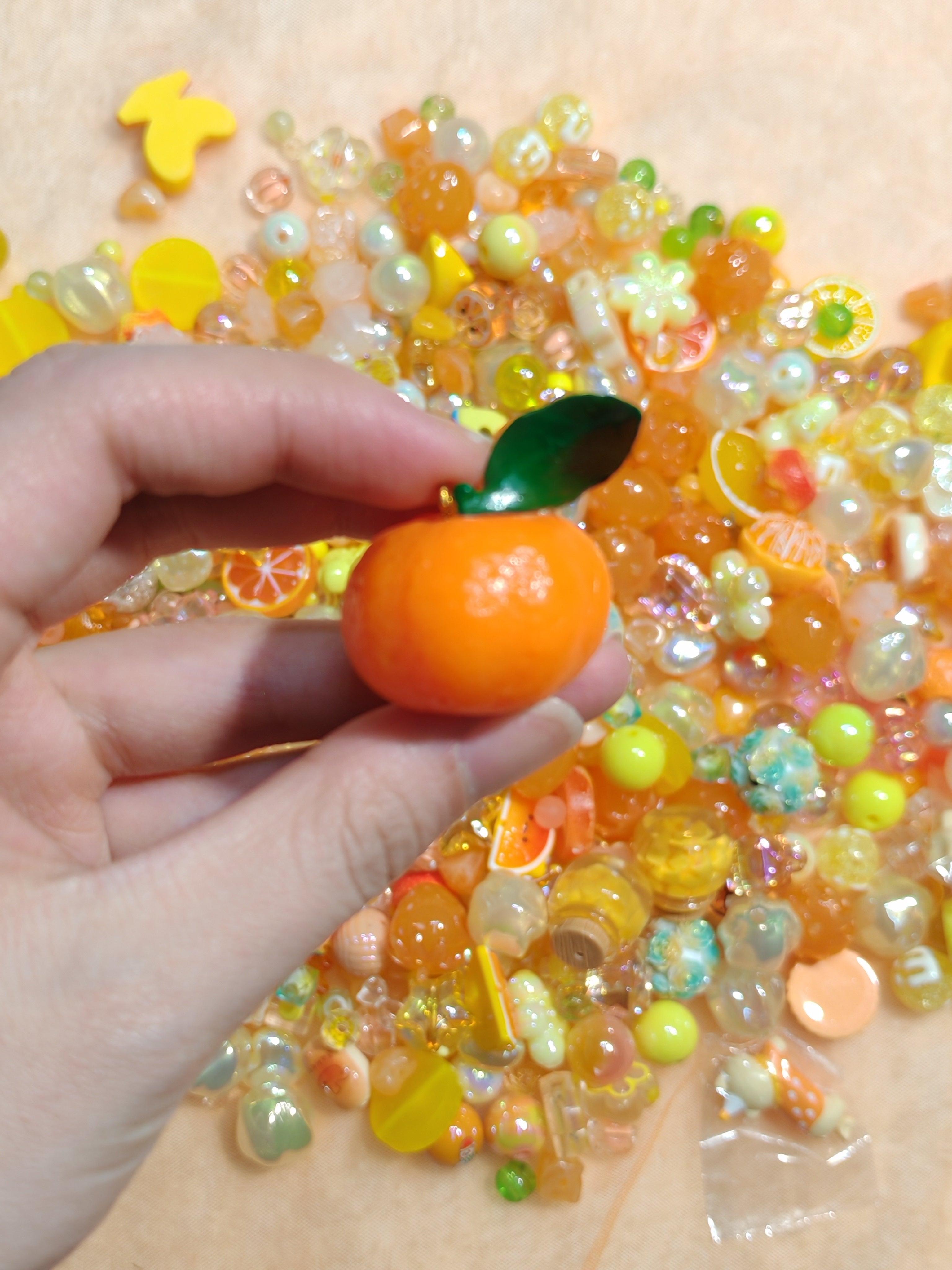 Green and Orange Beads Assortment for Crafting and Jewelry Perfect for Creative Projects and Versatile Crafting Needs