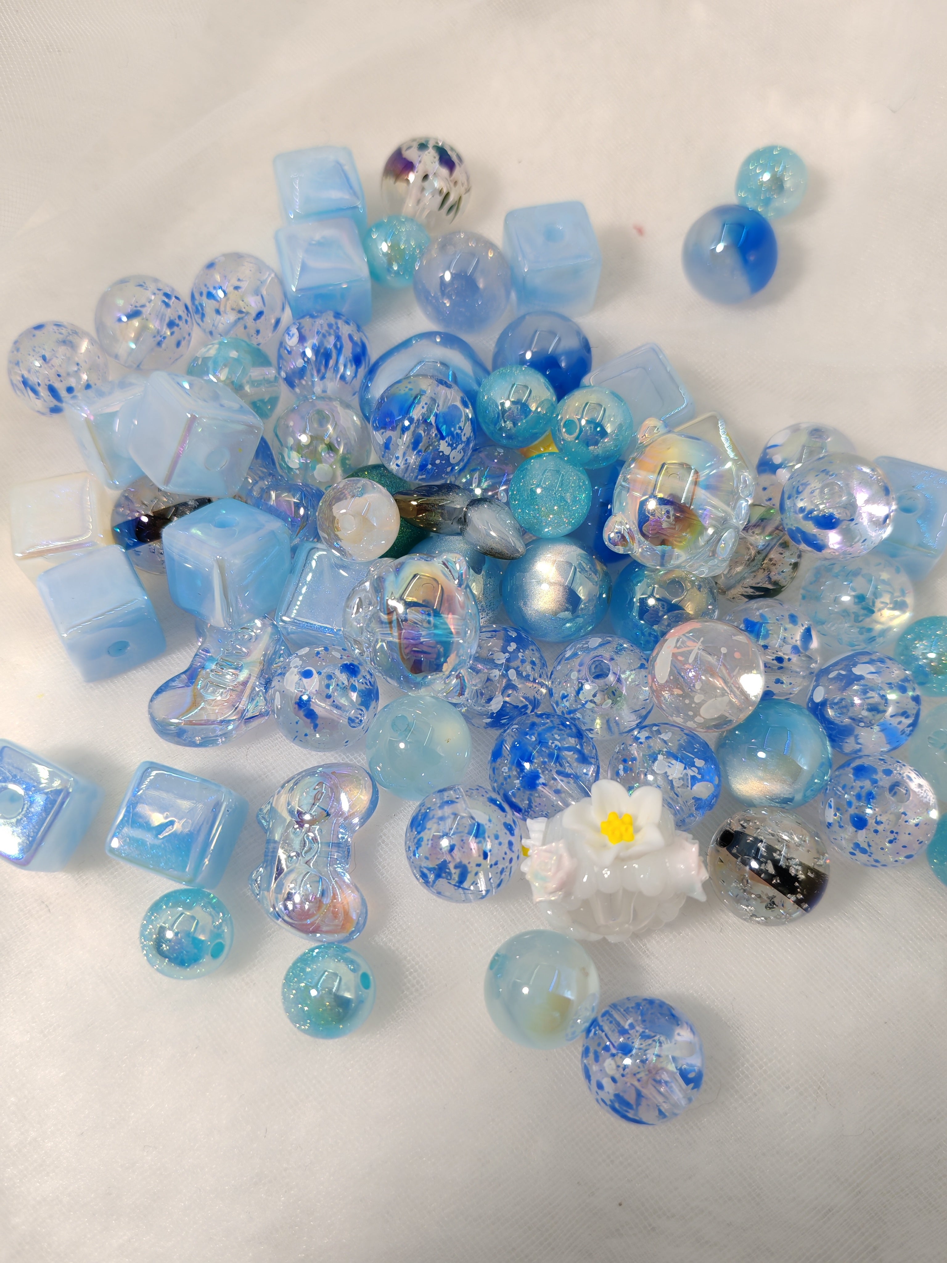 DIY Beads with Metal Coating for Craft Projects Adds Creativity and Versatile Use Ideal for Personalized Touch in Crafts