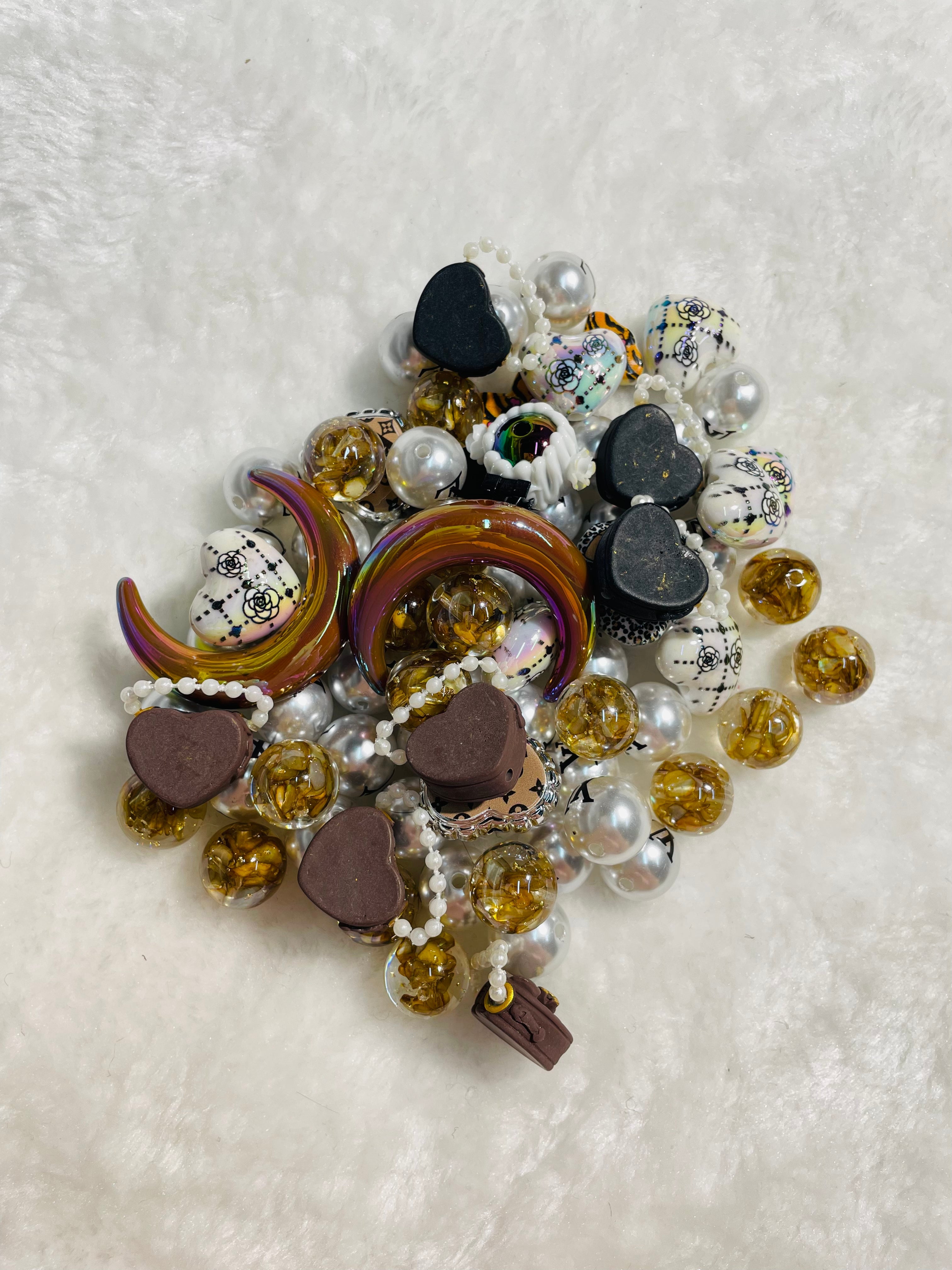 DIY Beads with Metal Coating for Craft Projects Adds Creativity and Versatile Use Ideal for Personalized Touch in Crafts